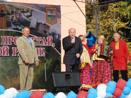 Губернатор Нижегородской области В.П. Шанцев поздравляет жителей Воротынского района с 80-летием района